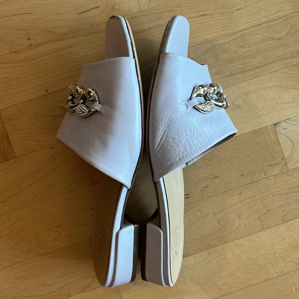 Naturalizer Lavender Slides - Picture 7 of 11
